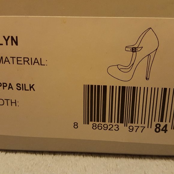 Jessica Simpson Raelyn Women's Size 7 Black Stiletto Mary Jane Pumps - Picture 2 of 2